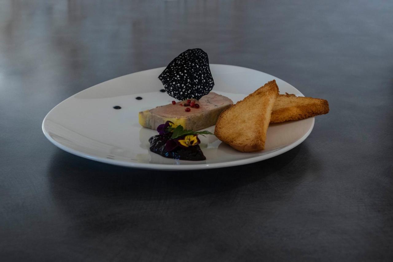 Logis Hotel Volcan Sancy Nébouzat Dış mekan fotoğraf